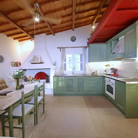παναής & μαρία / Panais & Maria * Skopelos Town
