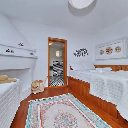Holiday home παναής & μαρία / Panais & Maria Skopelos Town